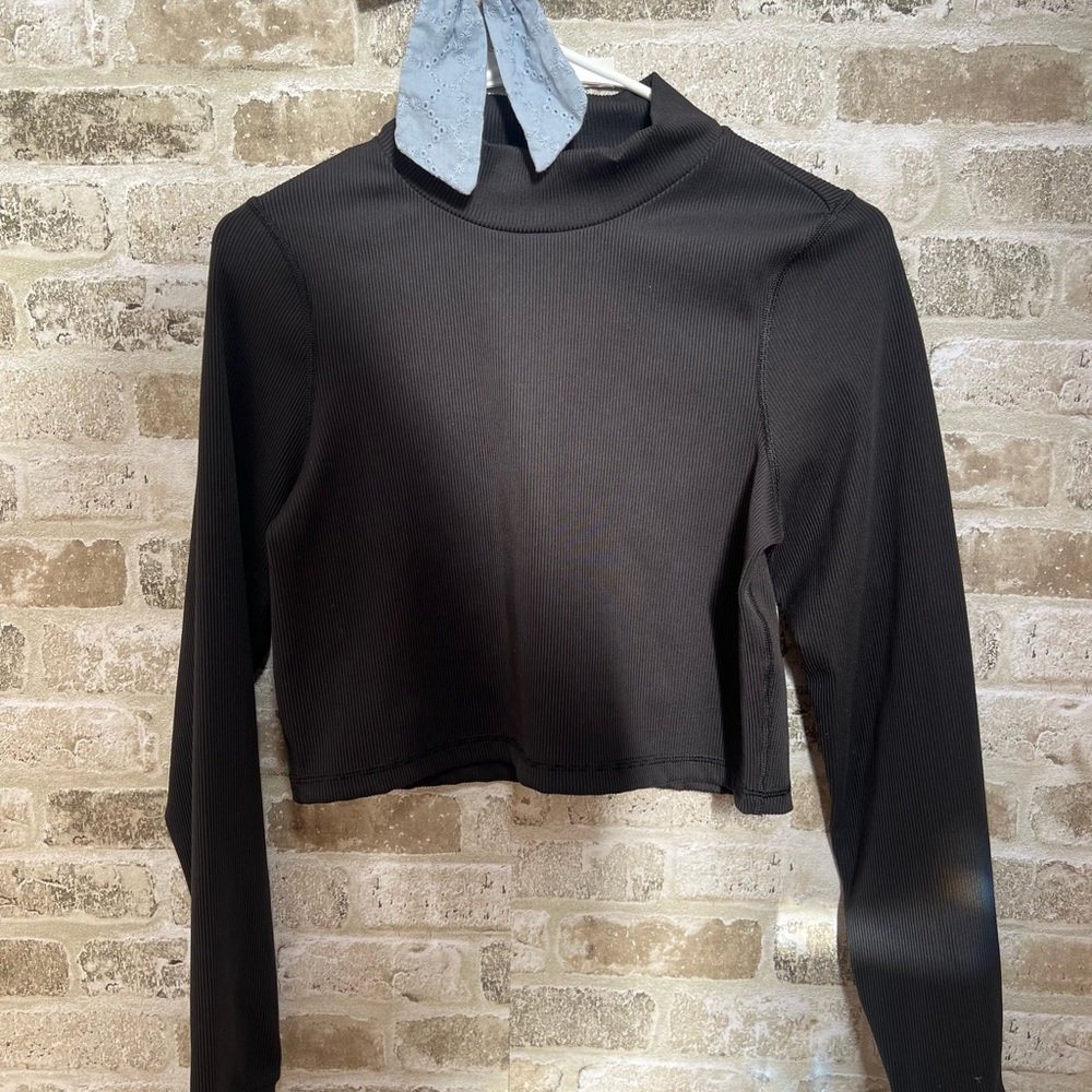 AERIE Mock Neck Long Sleeve Top